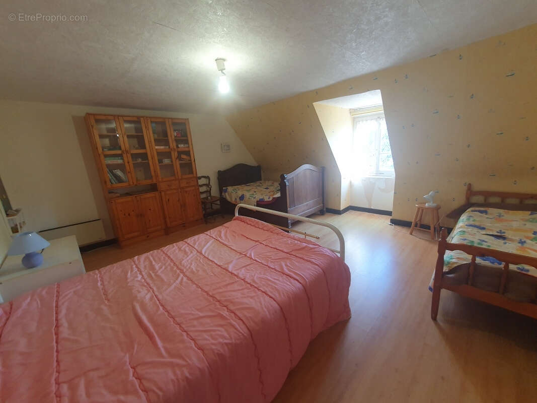 Maison à SAINT-JULIEN-AUX-BOIS