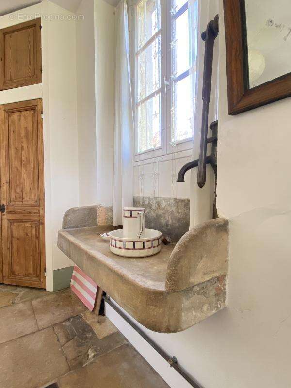 Maison à ARGENCES