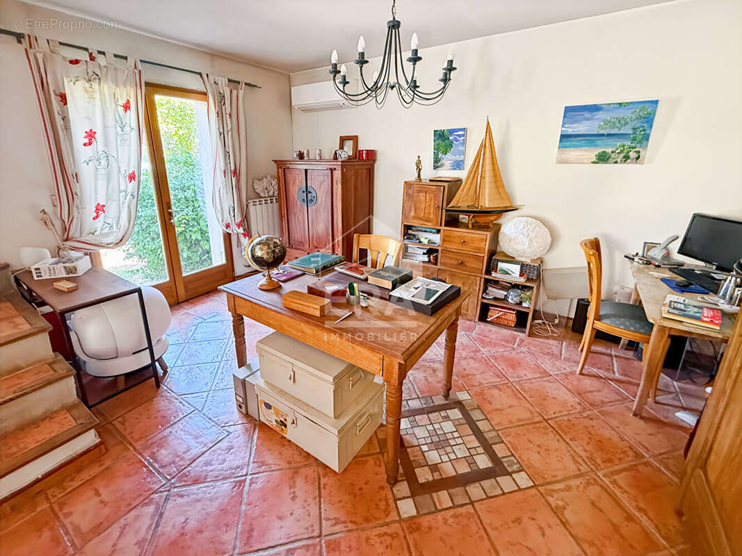 Maison 166m² à les pennes-mirabeau - photo 3