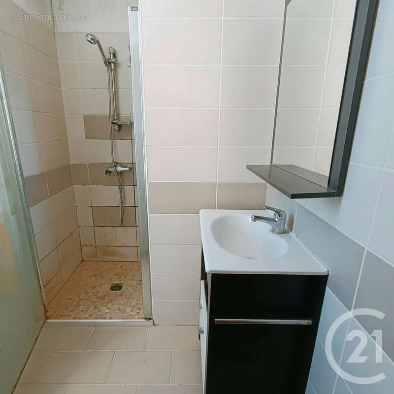 Maison à PRIGNAC-ET-MARCAMPS