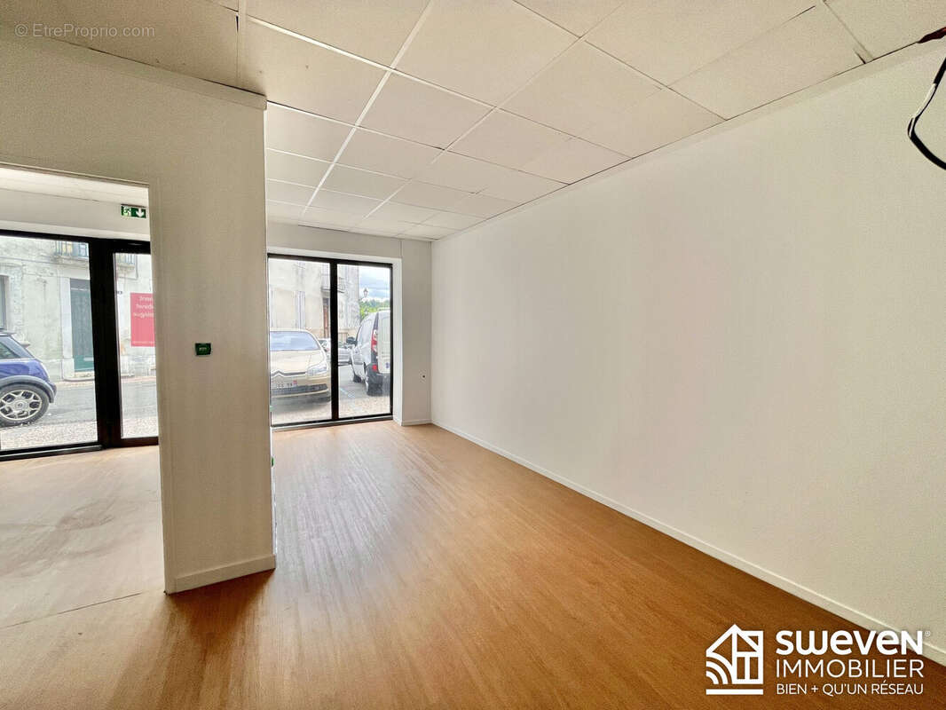 Appartement à CAZERES