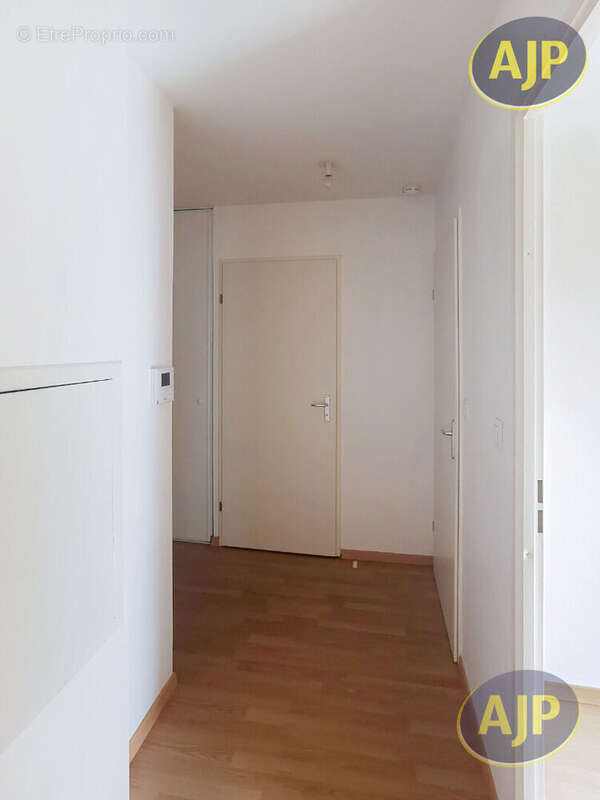 Appartement à SAINTE-LUCE-SUR-LOIRE
