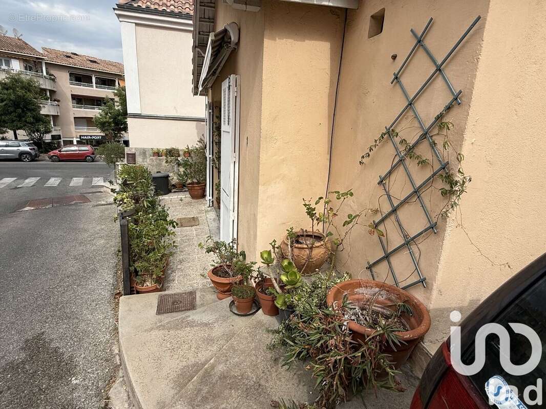 Photo 2 - Maison à CARQUEIRANNE