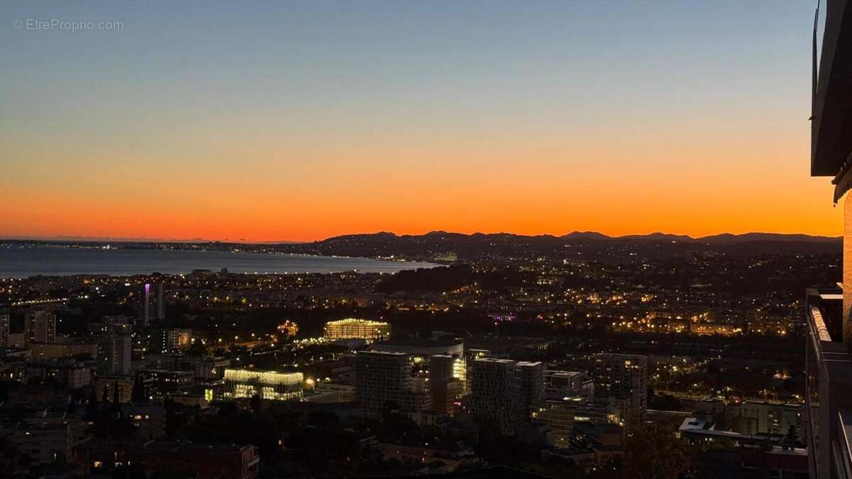 Appartement à NICE