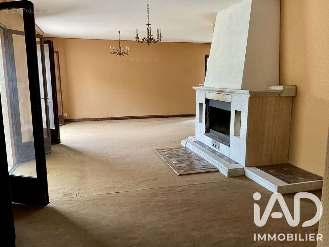 Maison 310 m² à Velaine-En-Haye  - photo 5