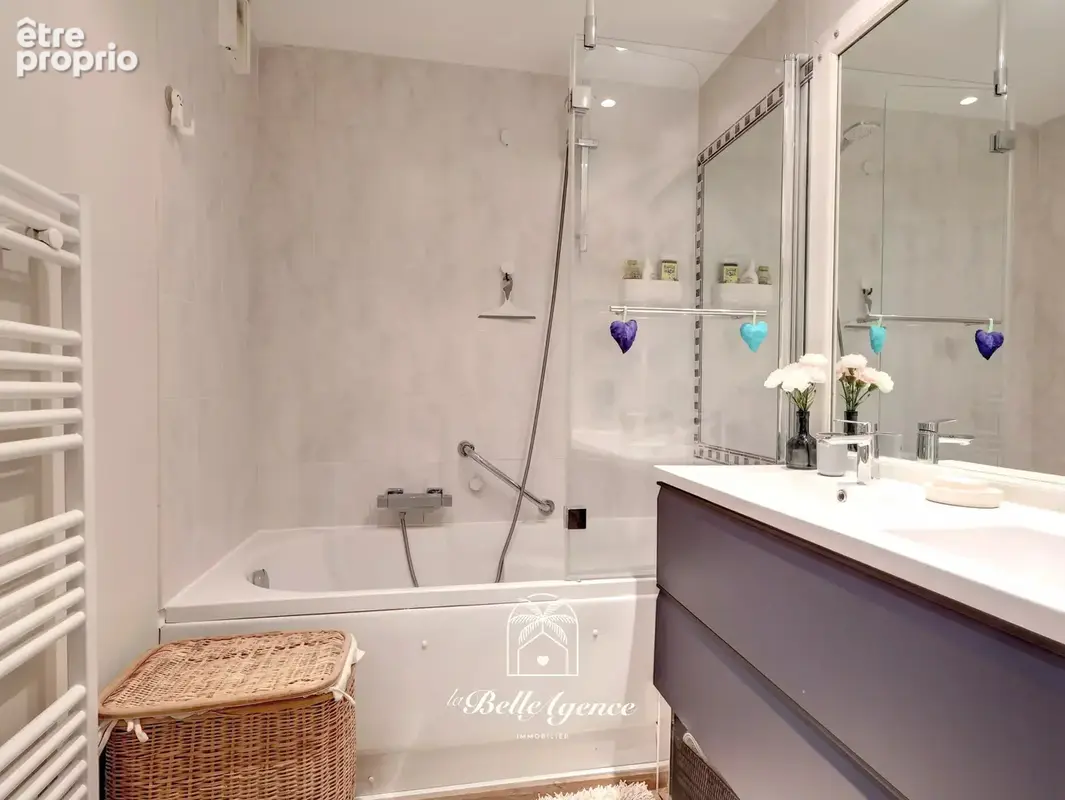 St Laurent du Var 4P 84m² Vue dégagée mer "Daisy" - photo 11