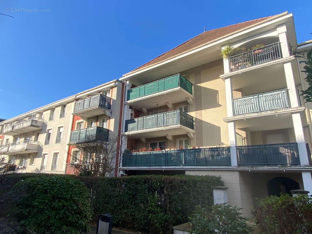 Appartement à SAINT-GRATIEN