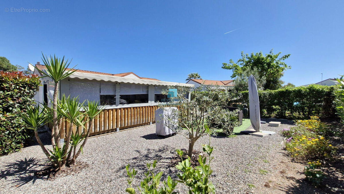 Maison à PUGET-SUR-ARGENS