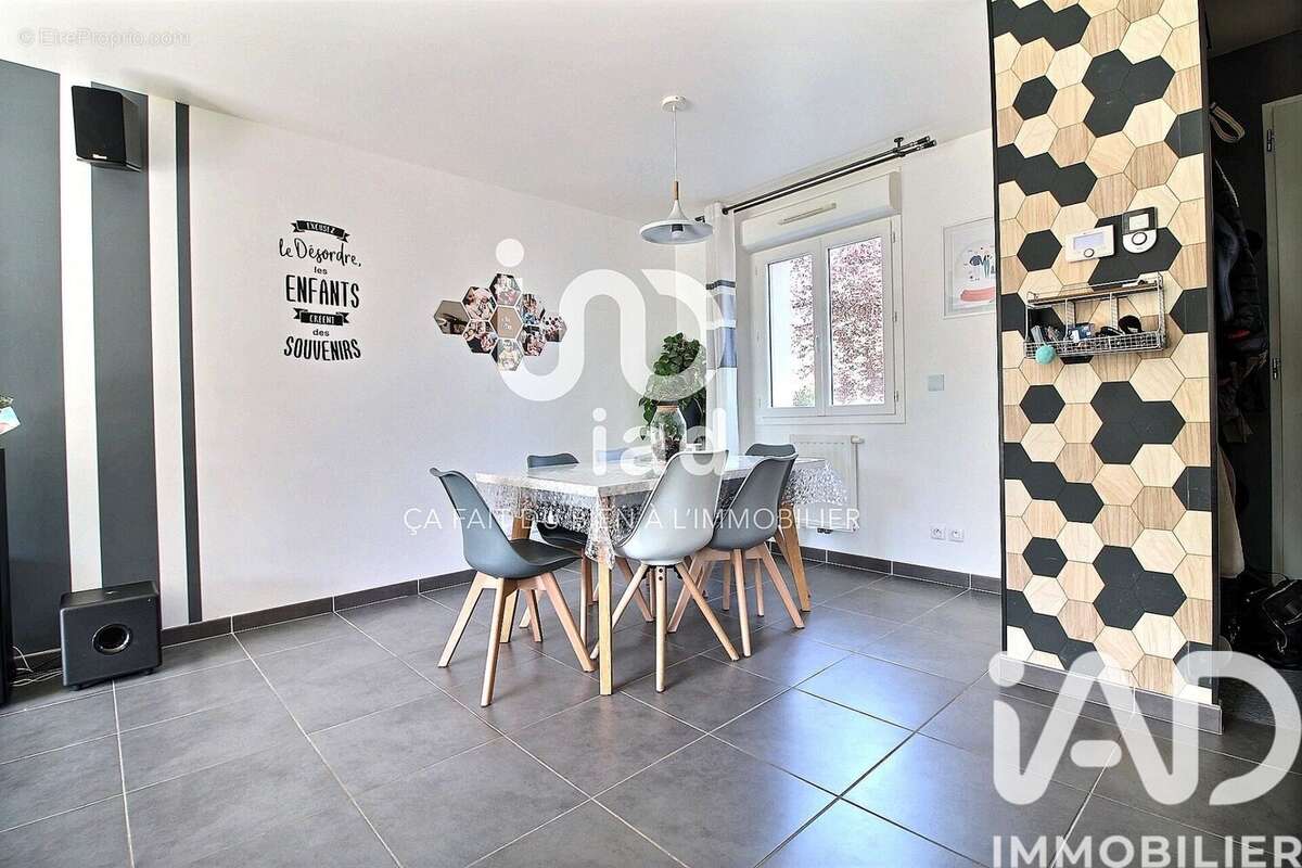 Photo 4 - Maison à CHAUMES-EN-BRIE