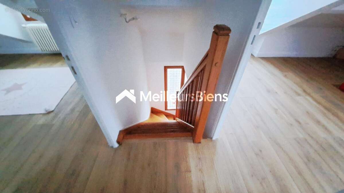 Maison à AUVERS-SUR-OISE