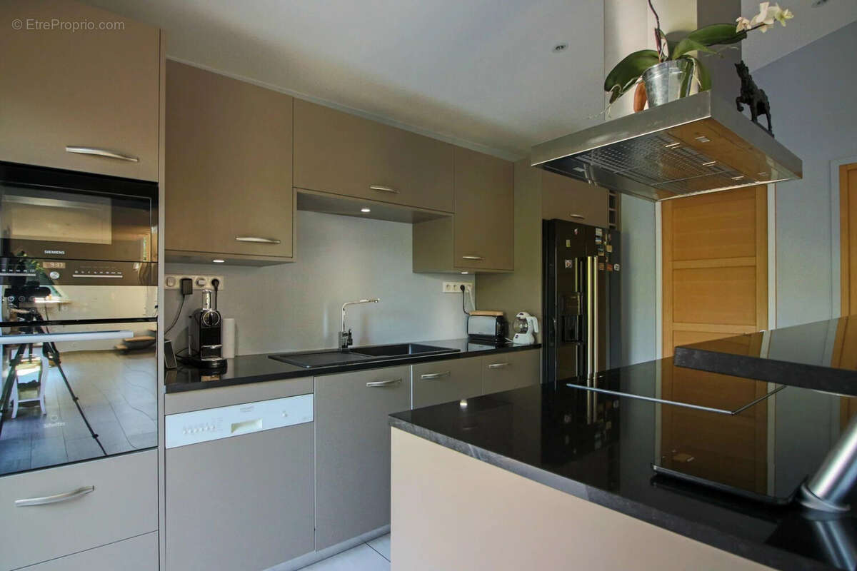 Maison à LE PERREUX-SUR-MARNE