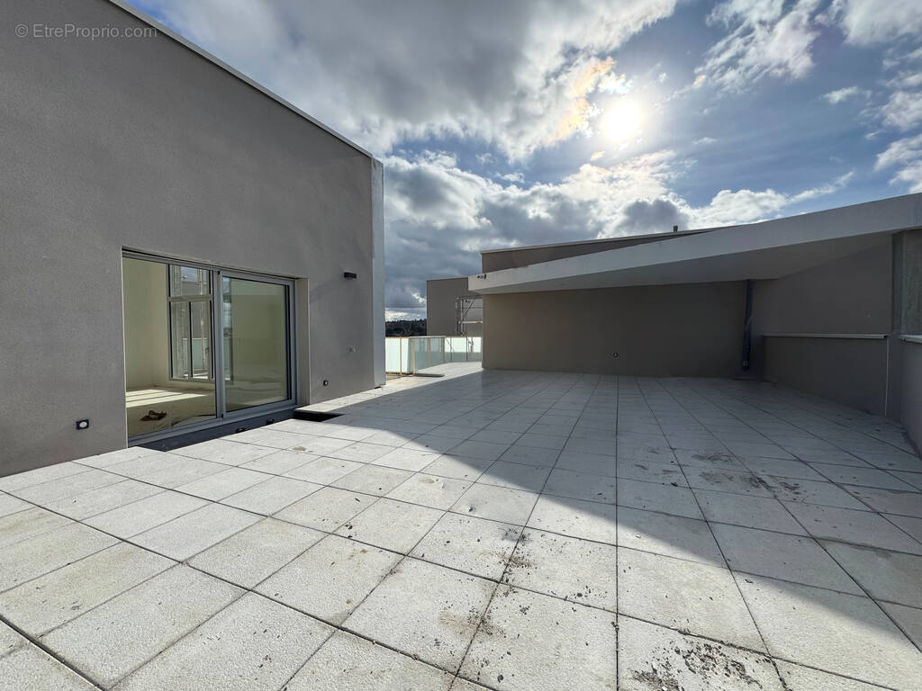 Appartement à AUZEVILLE-TOLOSANE