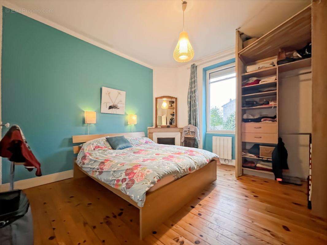 Maison à LIVRON-SUR-DROME