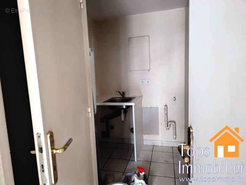 Appartement à VAILHOURLES