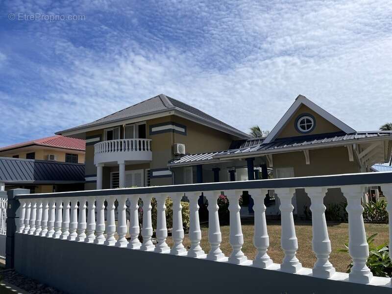 Maison à KOUROU