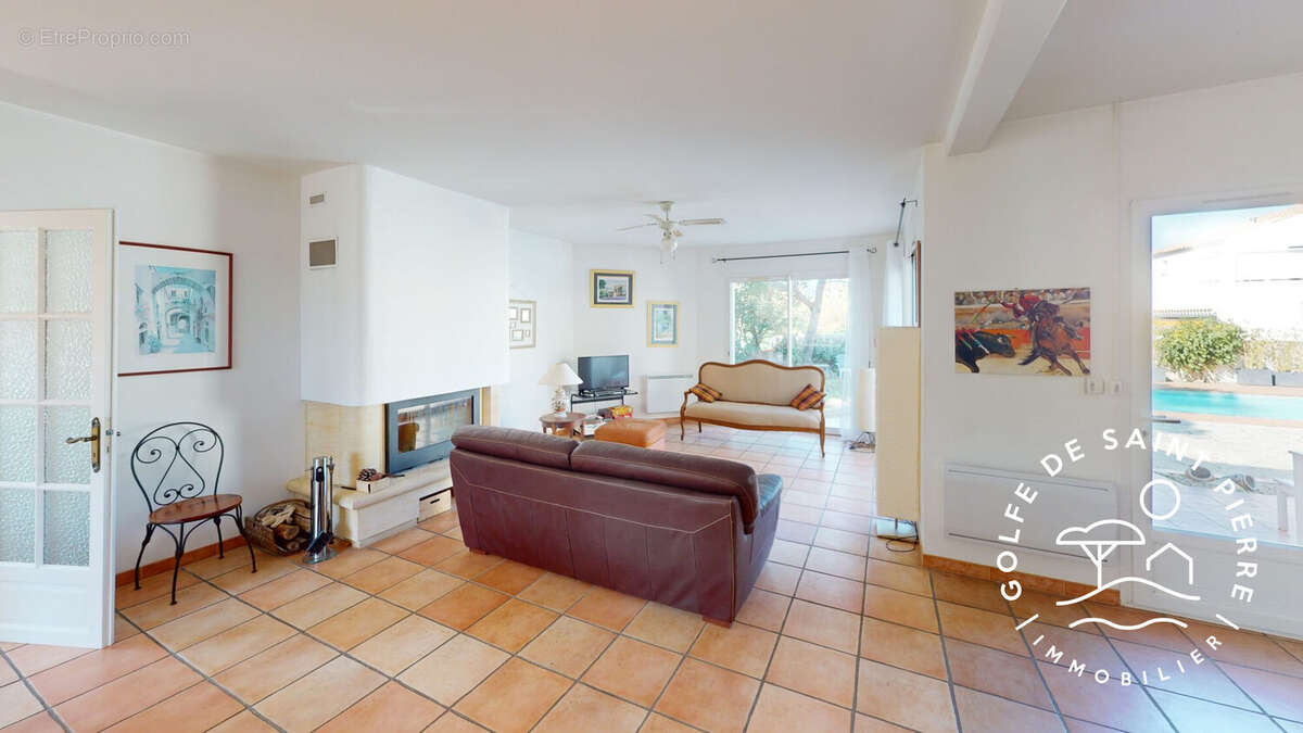 Maison à VALRAS-PLAGE