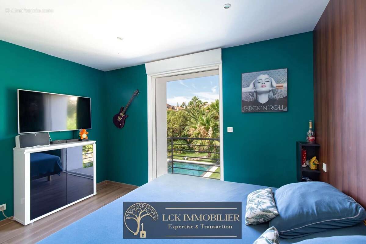 Maison à FREJUS