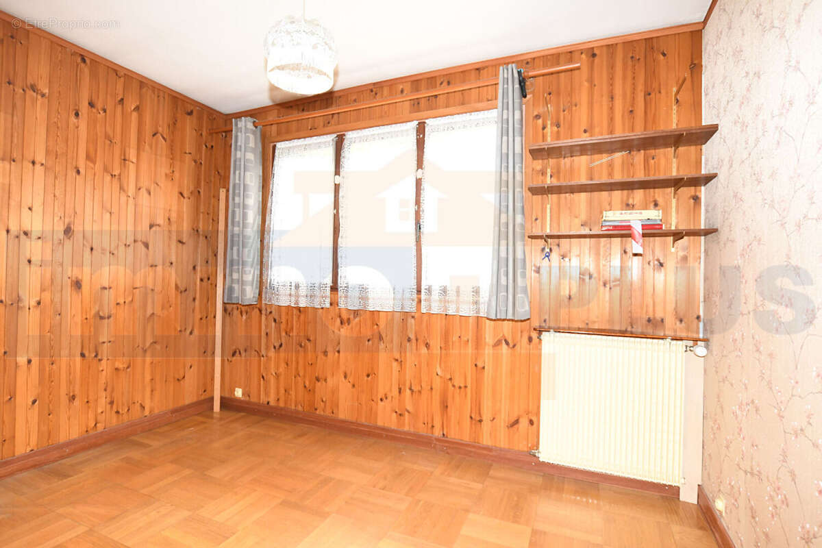 Maison à FONTENAY-LE-FLEURY