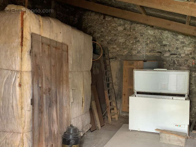 Maison à SAINT-THOMAS-DE-CONAC