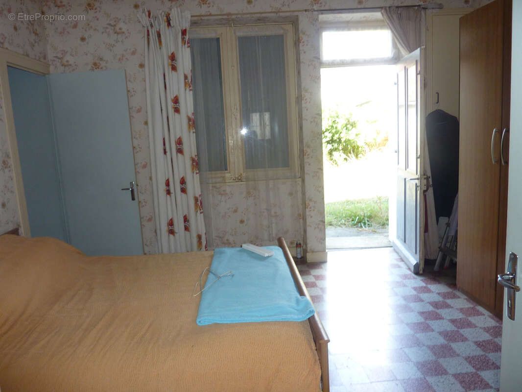 Maison à MONTMORILLON