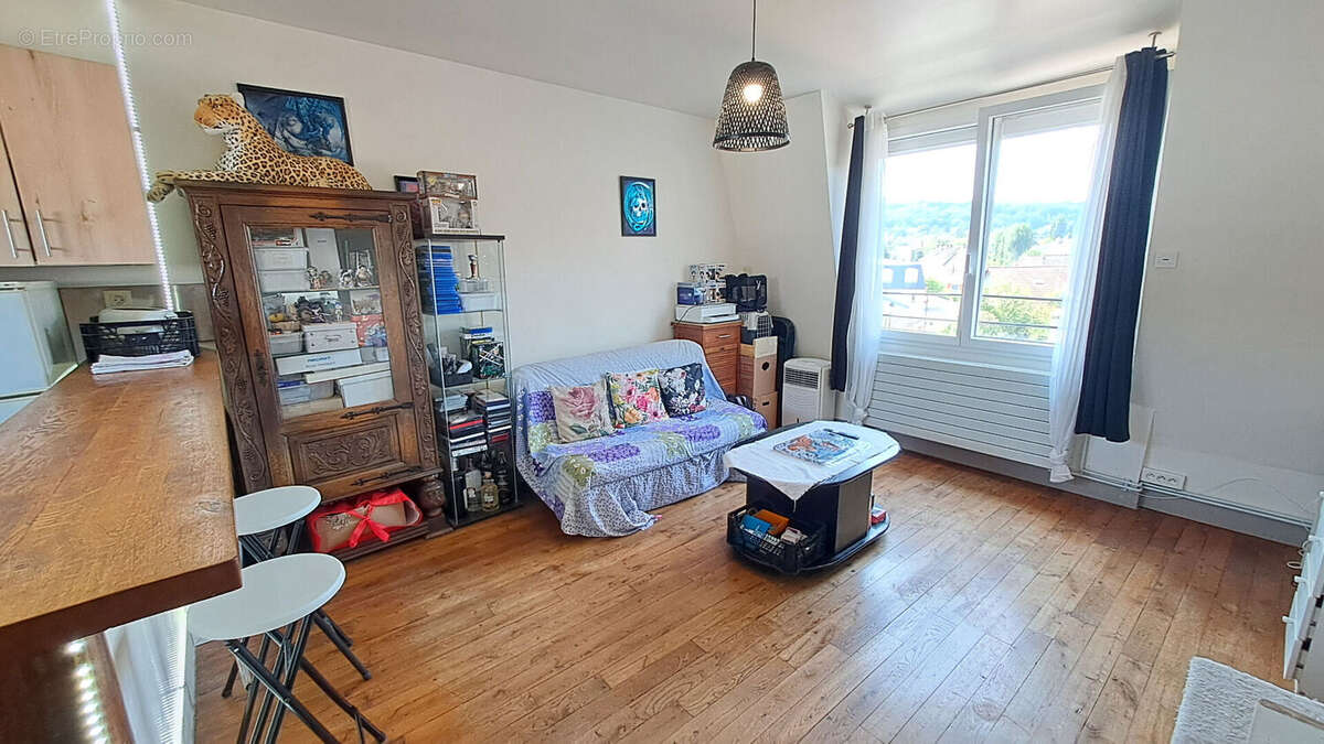 Appartement à SAINT-REMY-LES-CHEVREUSE