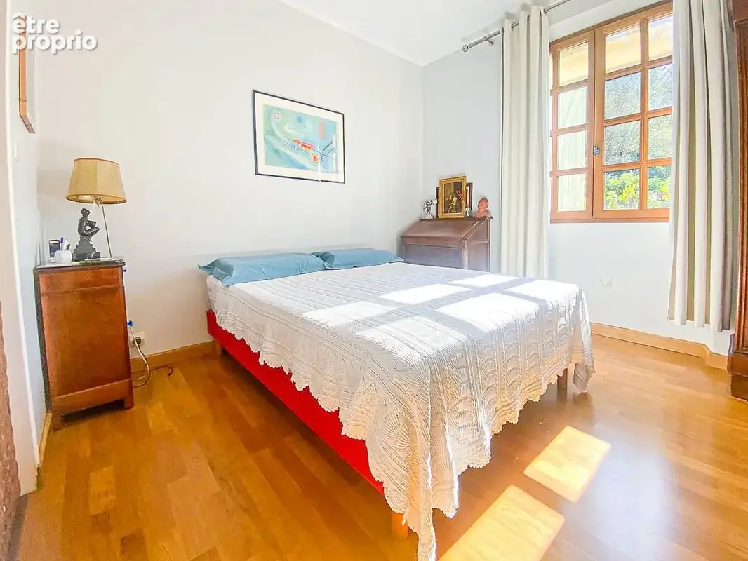 Toulon - La Serinette : Villa 6 chambres avec piscine - photo 8