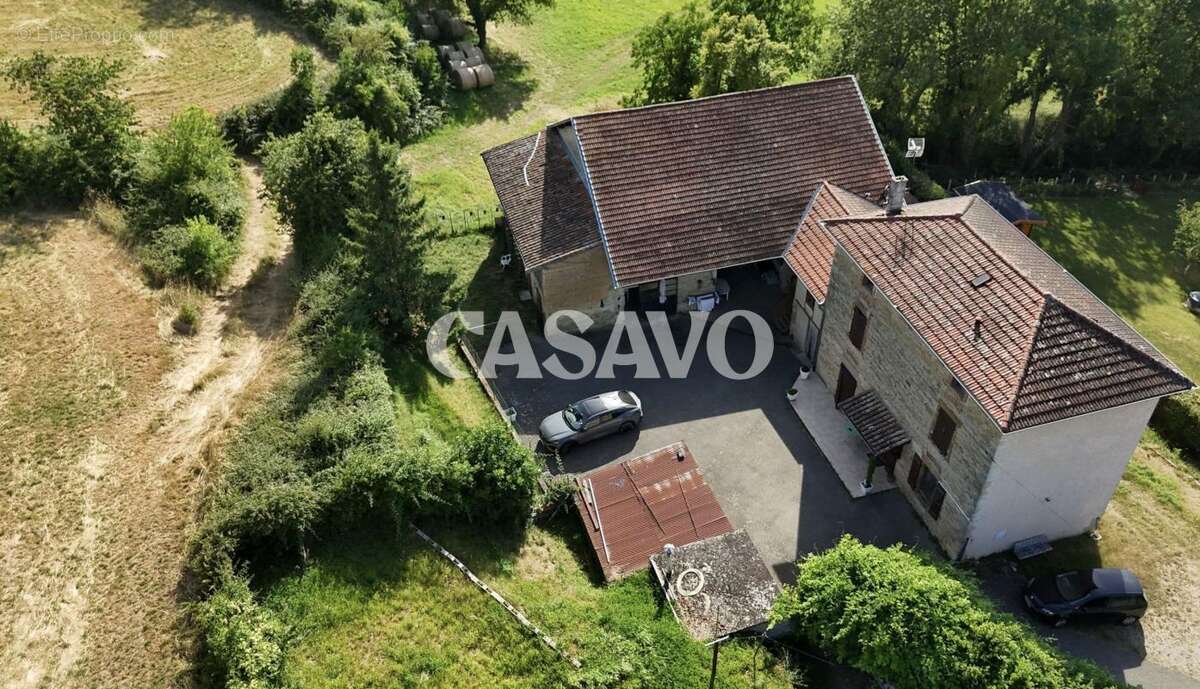 Vente Maison 5 pièces de 186m² - 38780 Eyzin-Pinet - photo 3