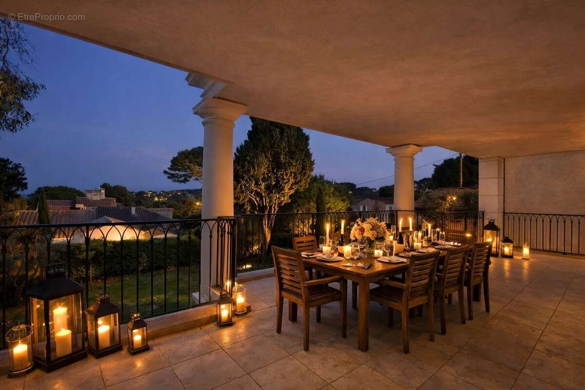 Maison à ANTIBES