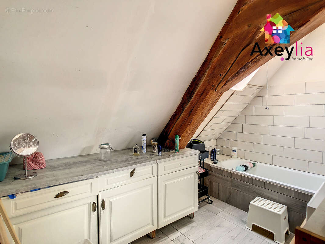 A vendre - les guerreaux - longère avec terrain 9419 m2 - photo 9