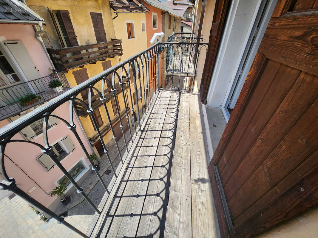 Appt rénové au coeur du village - photo 17