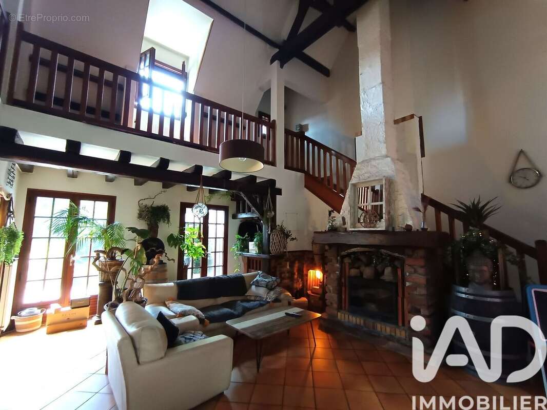 Photo 2 - Maison à SAINTE-GENEVIEVE