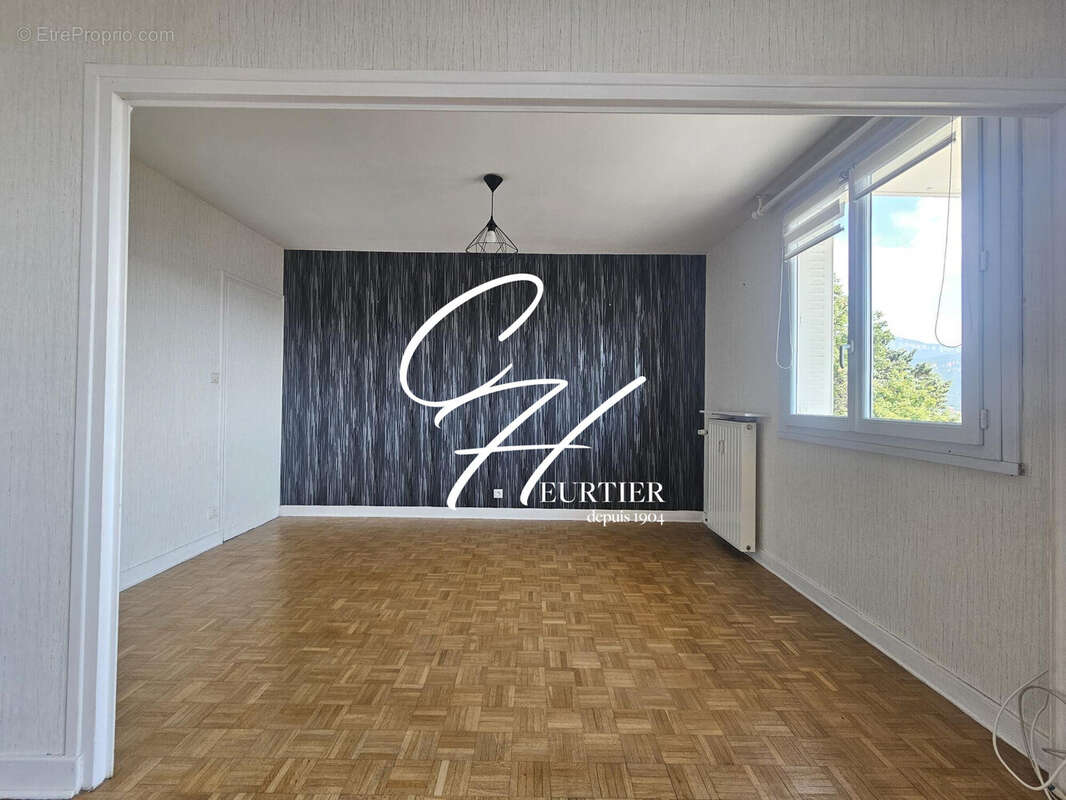 Appartement à VOIRON