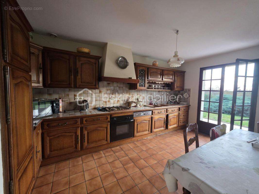 Maison à MONCAUT