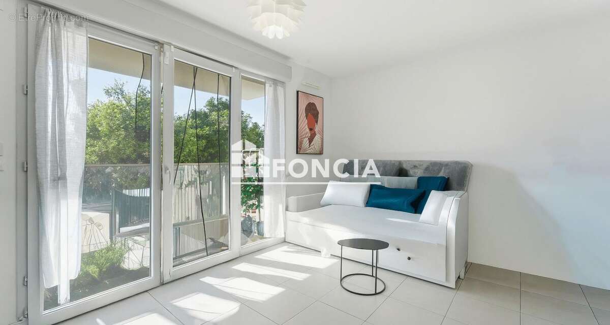 Appartement à LE CANNET