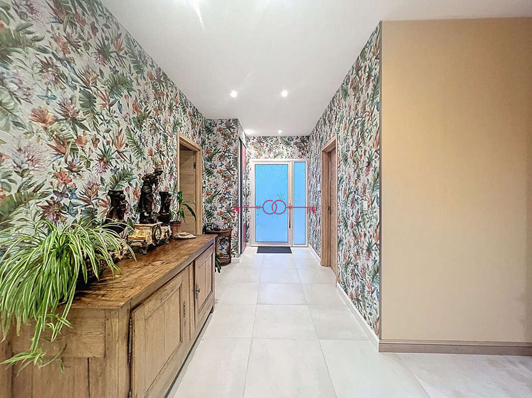 Maison à CAUROY-LES-HERMONVILLE