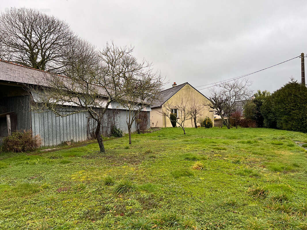 Maison à LA CHAPELLE-JANSON