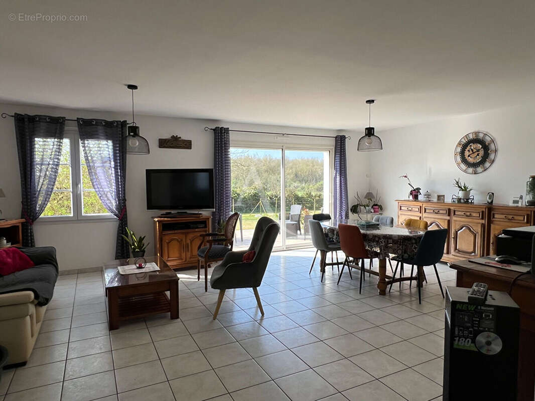 Terrain à SAINT-GERVAIS