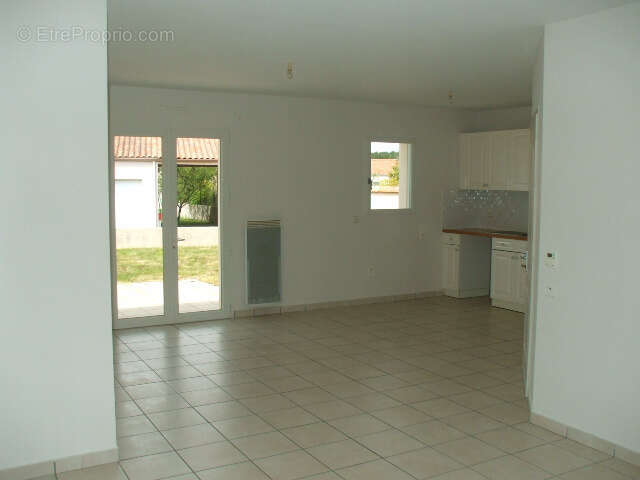 Maison à LES HERBIERS