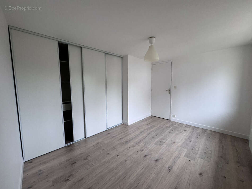Appartement à SAINTE-PAZANNE