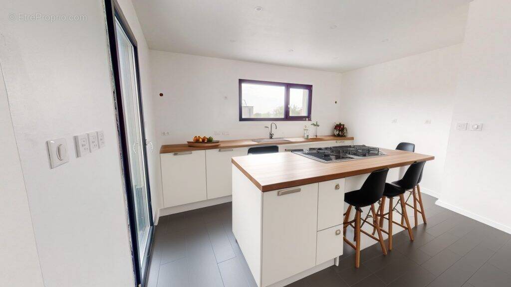 Maison 156 m² à Essert  - photo 3
