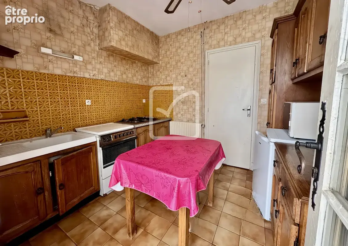 Charmante maison de 84 m2 3 chambres, deux garages parc clos 1104m2 - photo 5