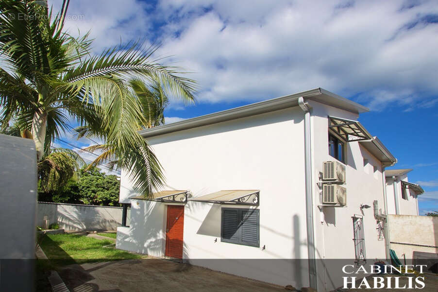 A vendre - maison t4 de 100.54 m2 environ  - saint-pierre - 395 000 € - photo 10
