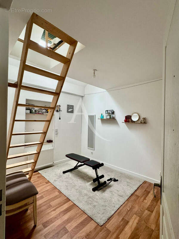 Maison à SAINT-SYLVAIN-D'ANJOU