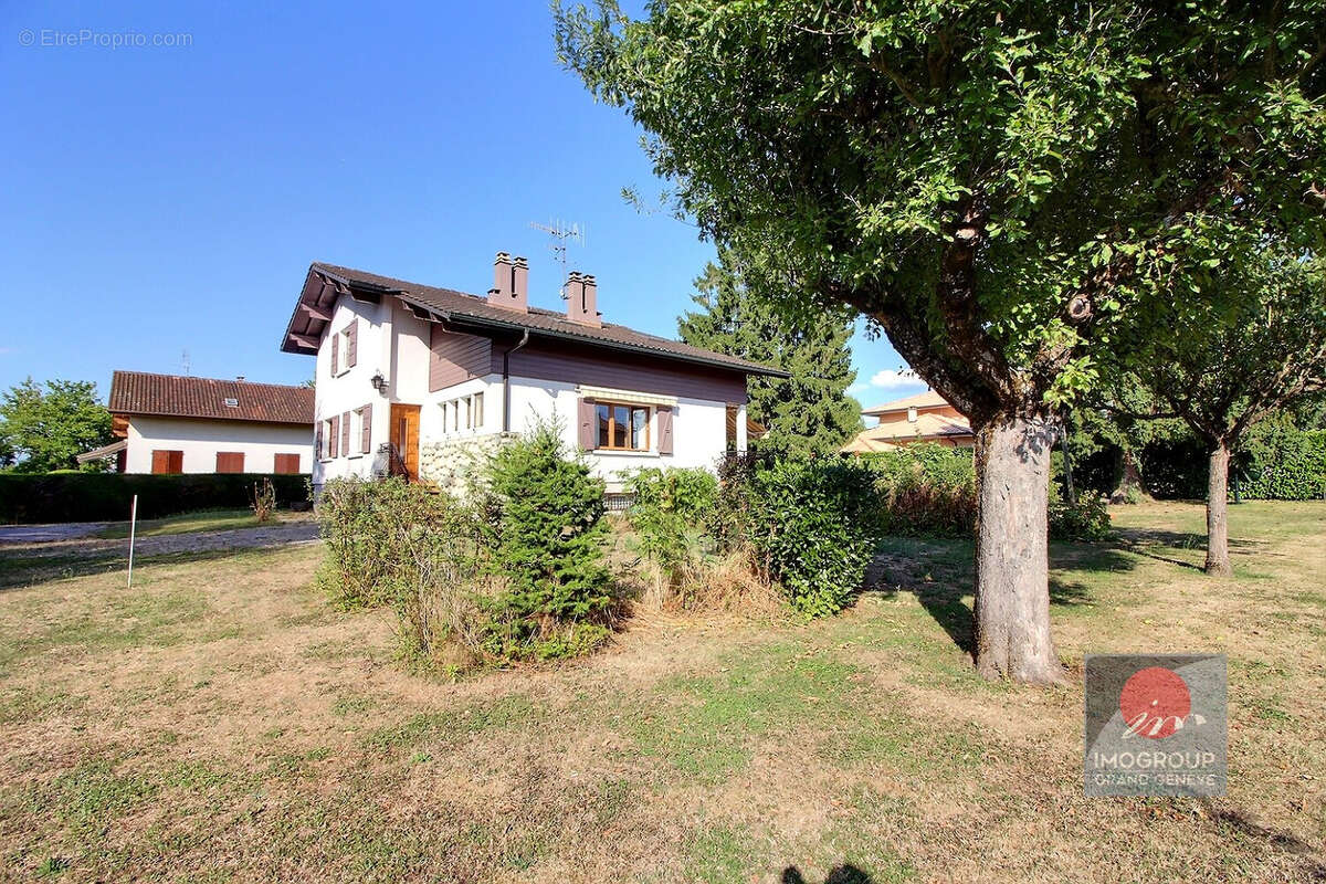 Maison à chens sur leman de 155m² - photo 10
