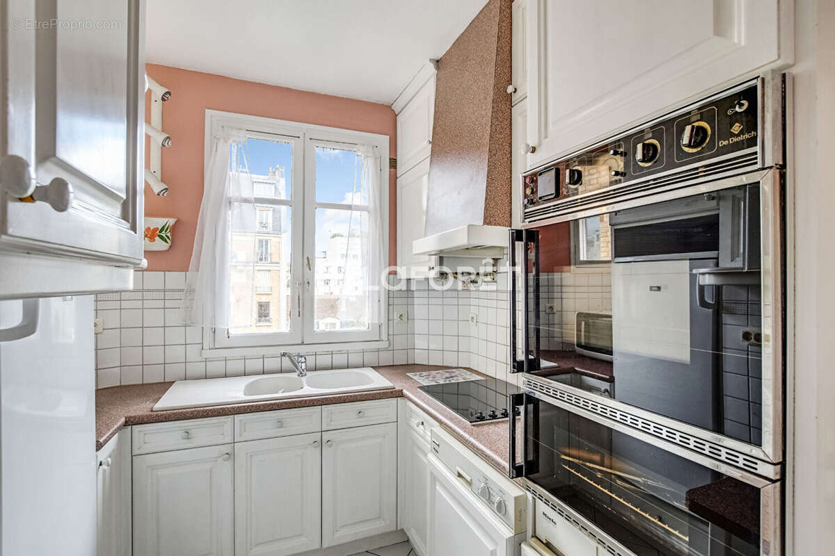 Vaugirard ? Bel appartement ancien traversant de 77 m² au pied des commerces - photo 11
