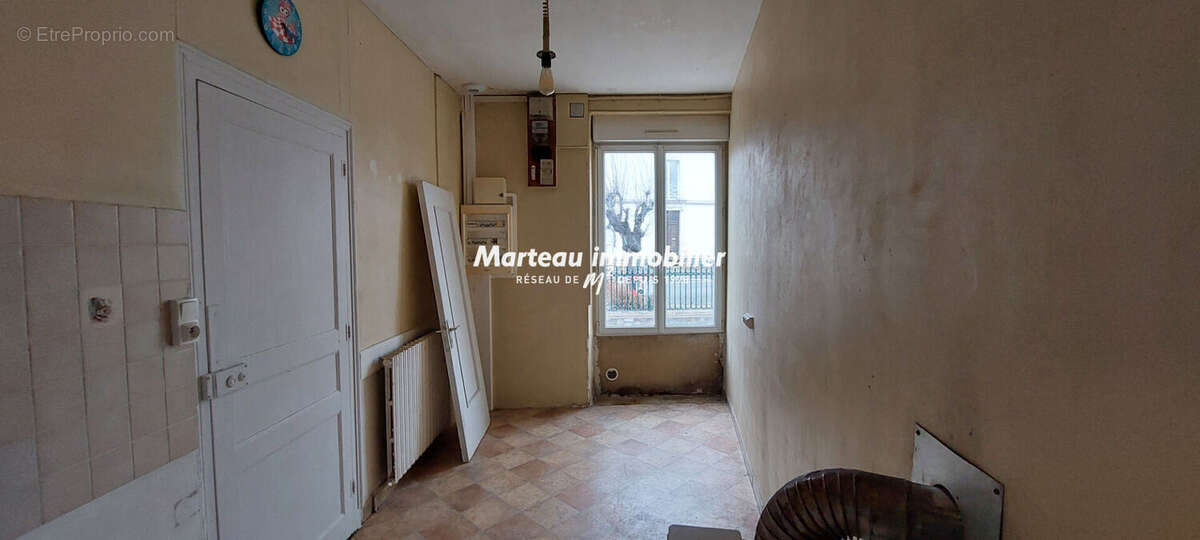 Maison à SAINT-COSME-EN-VAIRAIS