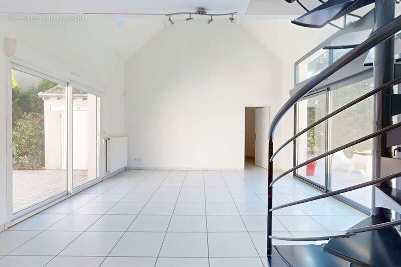 Maison de caractère avec jardin, piscine et patio au coeur d'Olivet - photo 4