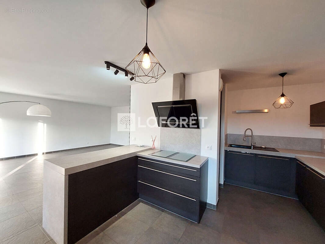 Appartement à AUDUN-LE-TICHE