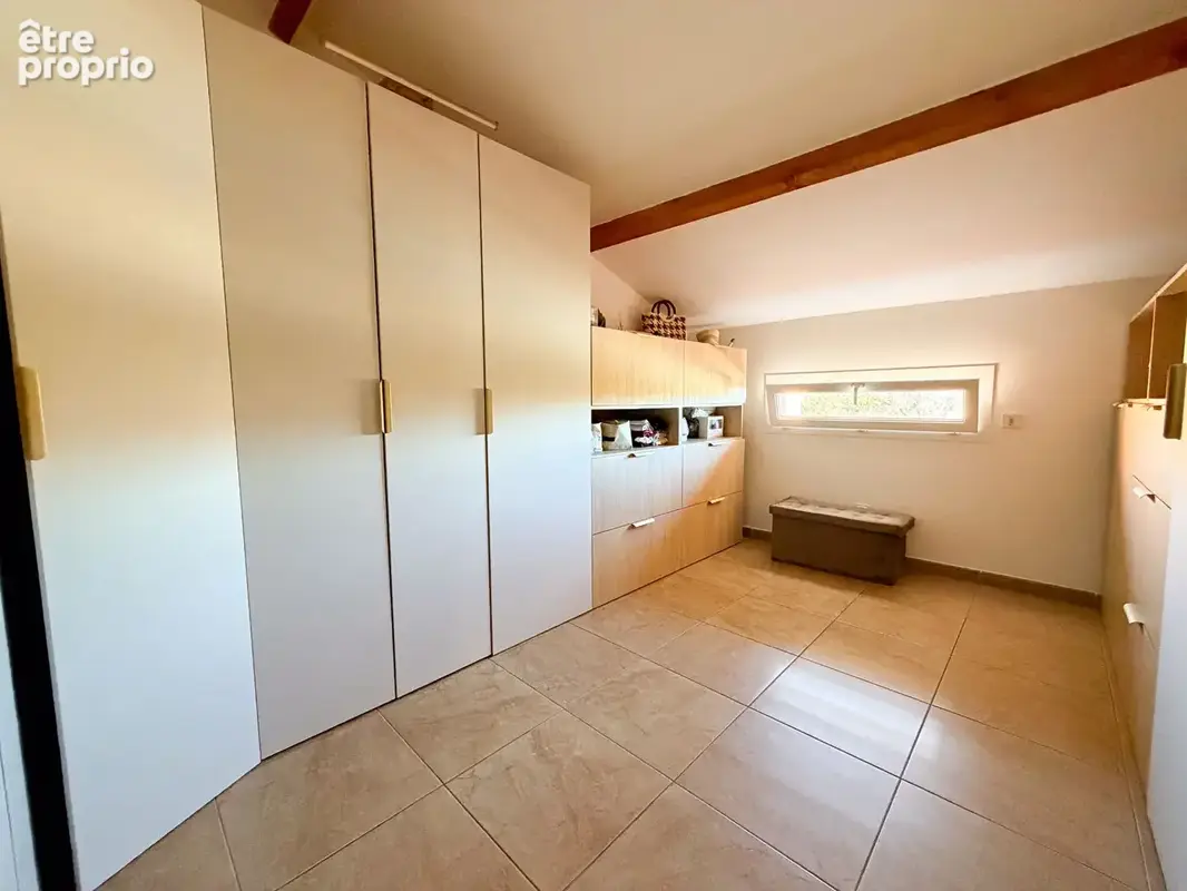 Cournonterral ? maison familiale de 140 m² avec piscine, jardin sans vis-à-vis et vue sur la garrigue - photo 13
