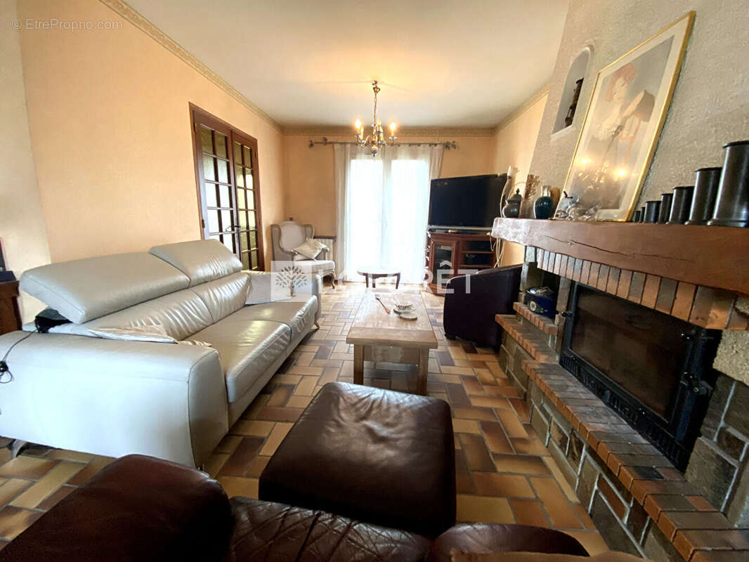 Maison à VIRY-CHATILLON